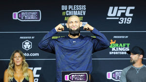 Chimaev D'Arce'd a Hall of Famer Who Weighs 60 Pounds Less. The Hall of Famer Survived.