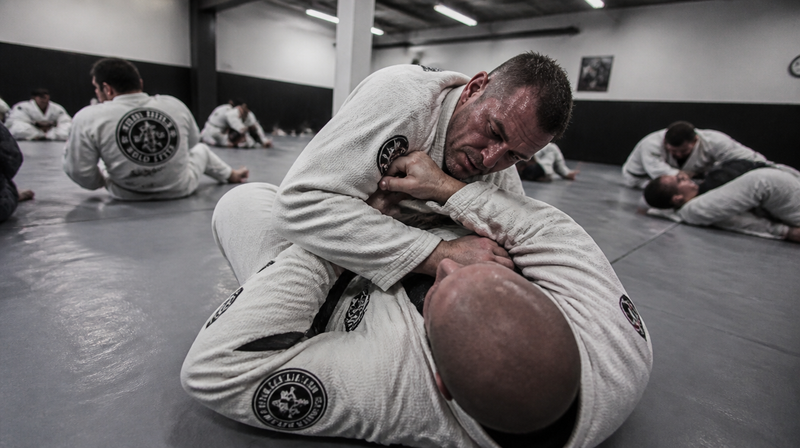Tom Hardy's BJJ Coach Reveals the Part Nobody Talks About: He Refused Private Lessons and Trained With the Group