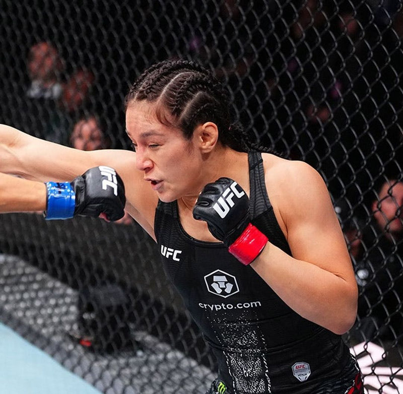 Grasso KO'd Barber. Then She Choked Her Out. Dana White Called It One of the Greatest Finishes in History.